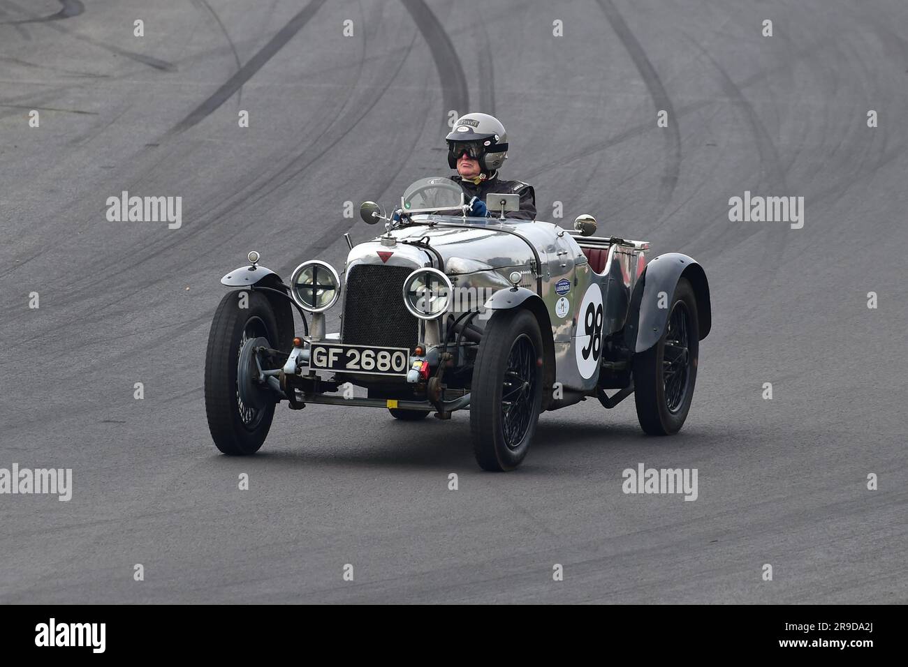 Kerry Wilson, Sam Morton, Alvis Silver Eagle, The 'Mad Jack' for Pre-War Sports Cars, una corsa di quarantacinque minuti per iconiche auto pre-belliche, molte delle quali provenienti da Foto Stock