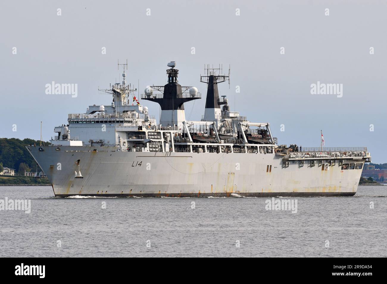 Molo di trasporto anfibio HMS ALBION (L 14) Foto Stock