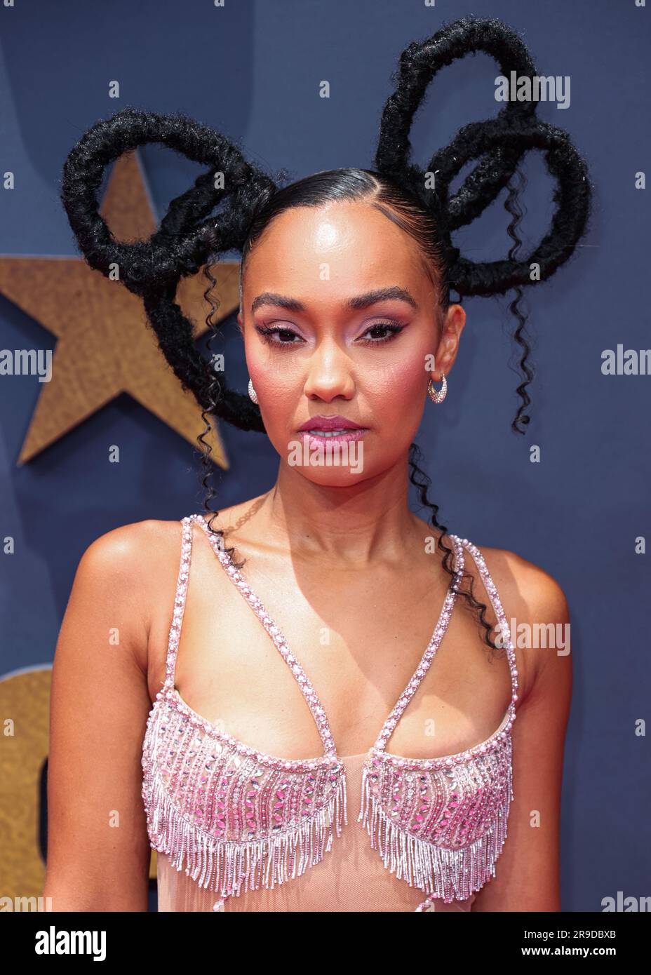 LOS ANGELES, CALIFORNIA, USA - GIUGNO 25: La cantante e cantautrice inglese Leigh-Anne Pinnock indossa Georges Hobeika arriva ai BET Awards 2023 tenuti al Microsoft Theater di Los Angeles Live il 25 giugno 2023 a Los Angeles, California, Stati Uniti. (Foto di Xavier Collin/Image Press Agency) Foto Stock