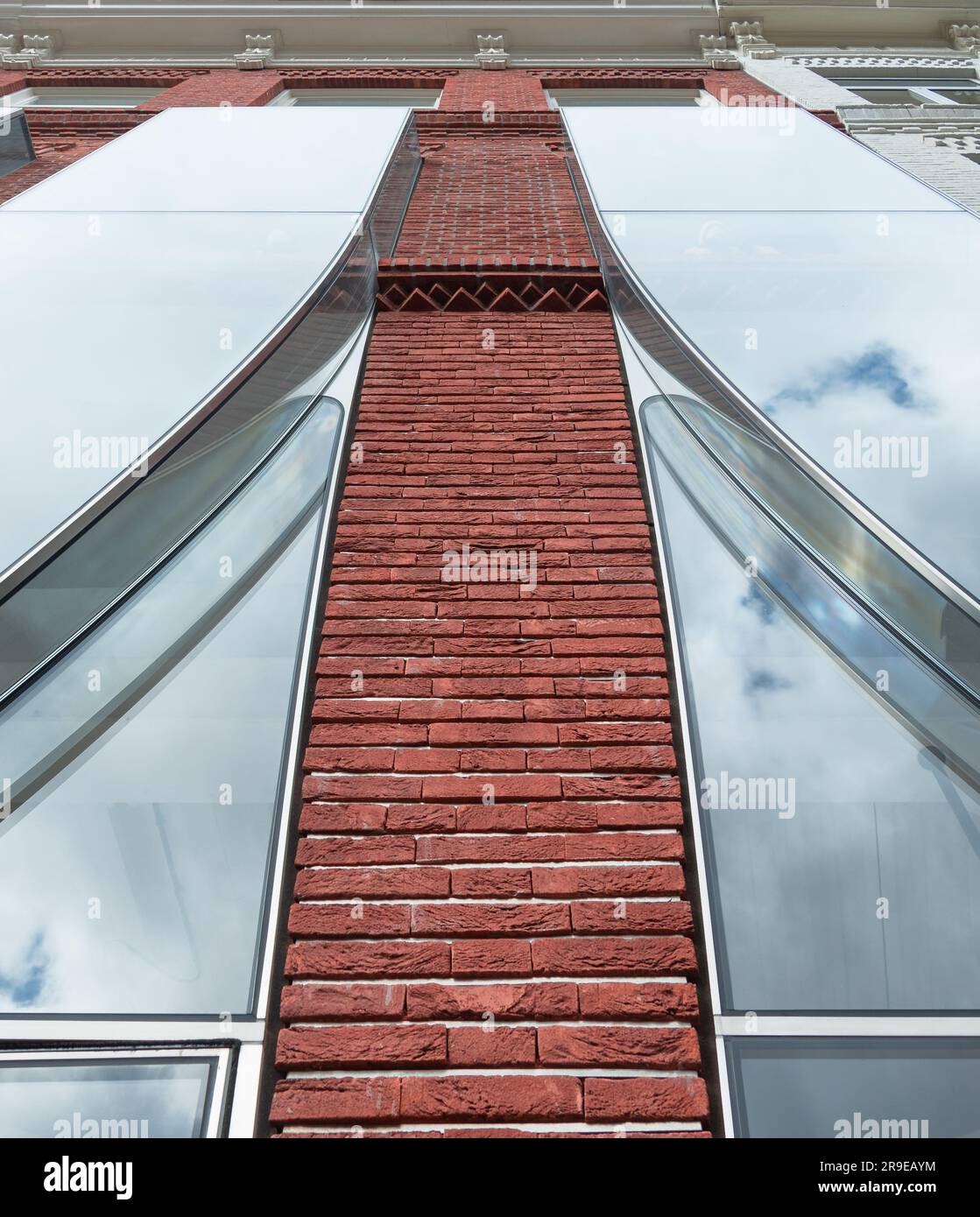 Amsterdam, Paesi Bassi - il negozio Looking Glass di UNStudio Foto Stock