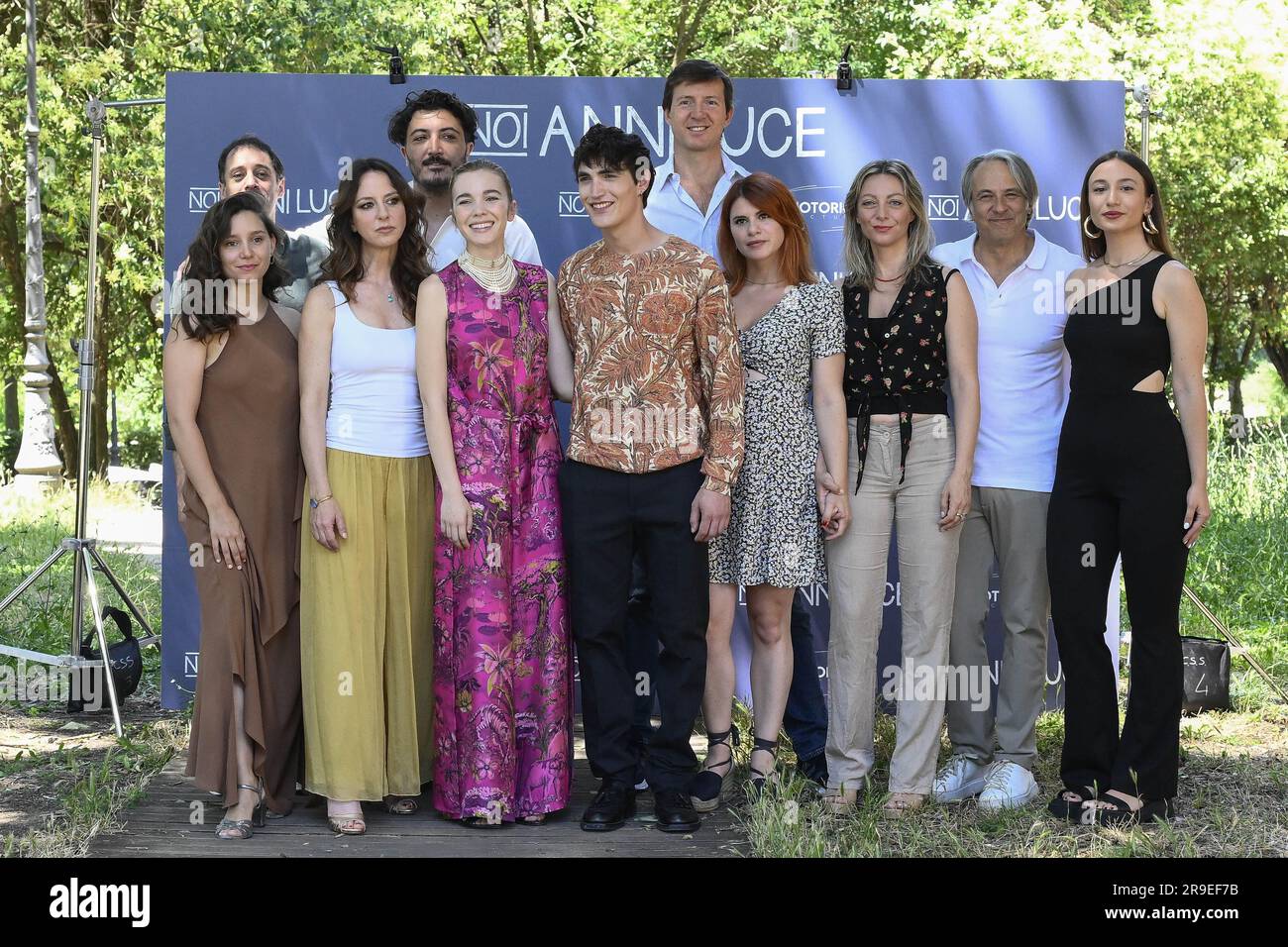 Roma, Italia. 26 giugno 2023. All the Cast durante il Photocall del film noi anni luce alla Casa del Cinema, 26 giugno 2023, Roma, Italia. Credito: Live Media Publishing Group/Alamy Live News Foto Stock