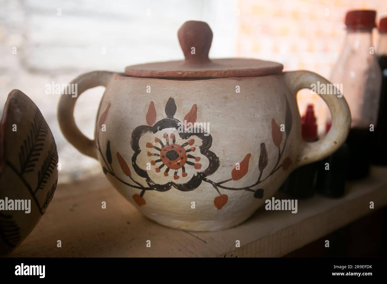 Museo e atelier di ceramica nella città di Chazuta nella giungla peruviana. Foto Stock
