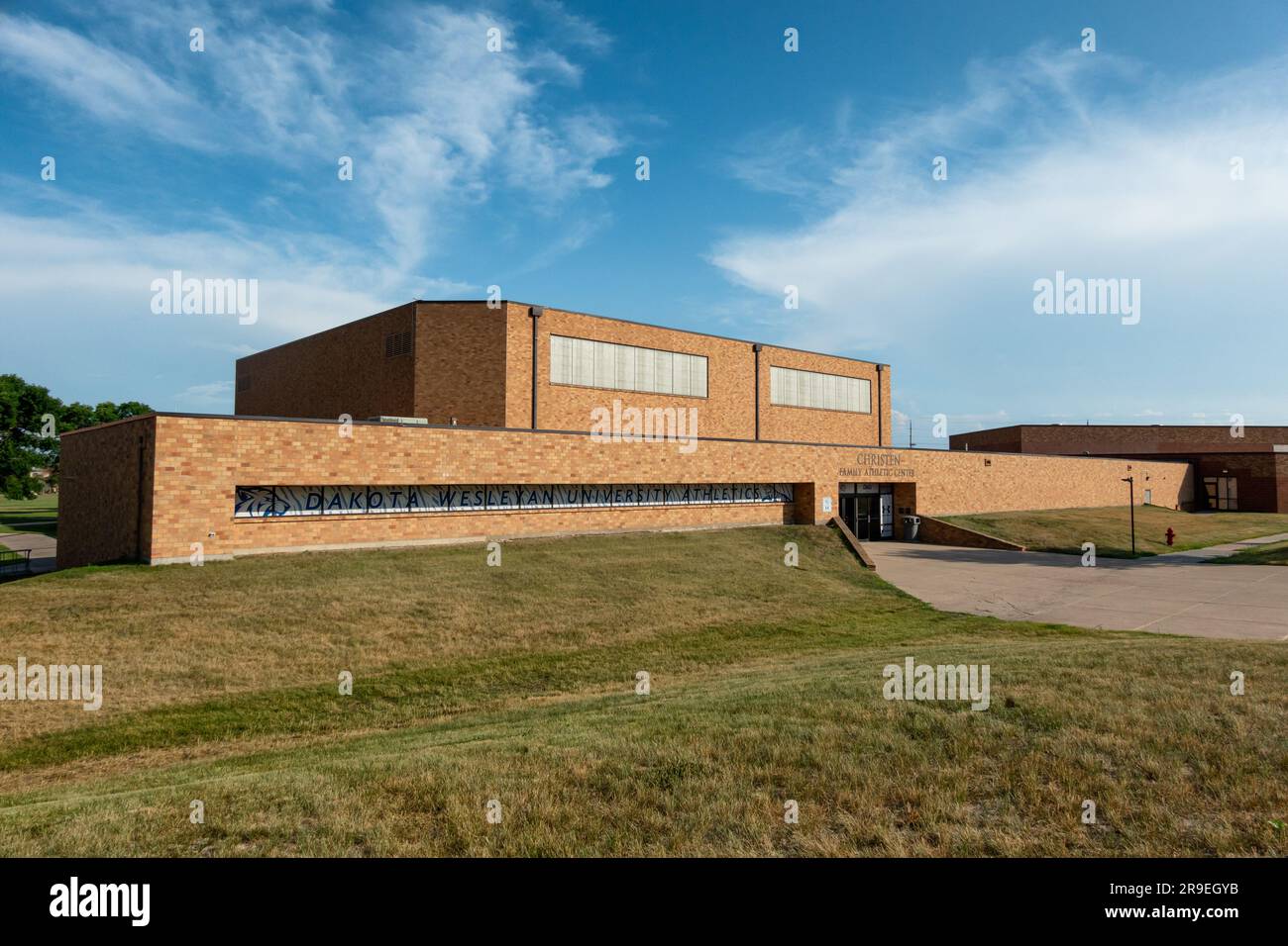 MITCHELL, South Dakota, USA - 23 GIUGNO 2023: Christen Family Athletic Center presso la Dakota Wesleyan University. Foto Stock