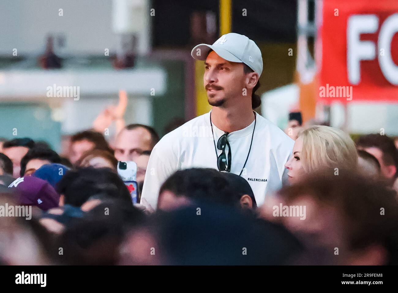 Milano, Italia. 25 giugno 2023. Il calciatore svedese Zlatan Ibrahimovic è stato visto il 25 giugno 2023 a Milano (foto di Alessandro Bremec/NurPhoto) credito: NurPhoto SRL/Alamy Live News Foto Stock
