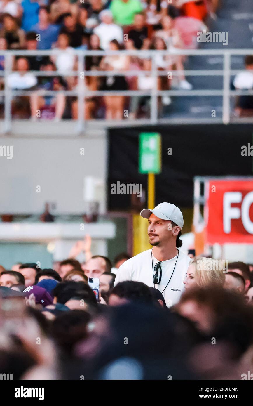 Milano, Italia. 25 giugno 2023. Il calciatore svedese Zlatan Ibrahimovic è stato visto il 25 giugno 2023 a Milano (foto di Alessandro Bremec/NurPhoto) credito: NurPhoto SRL/Alamy Live News Foto Stock