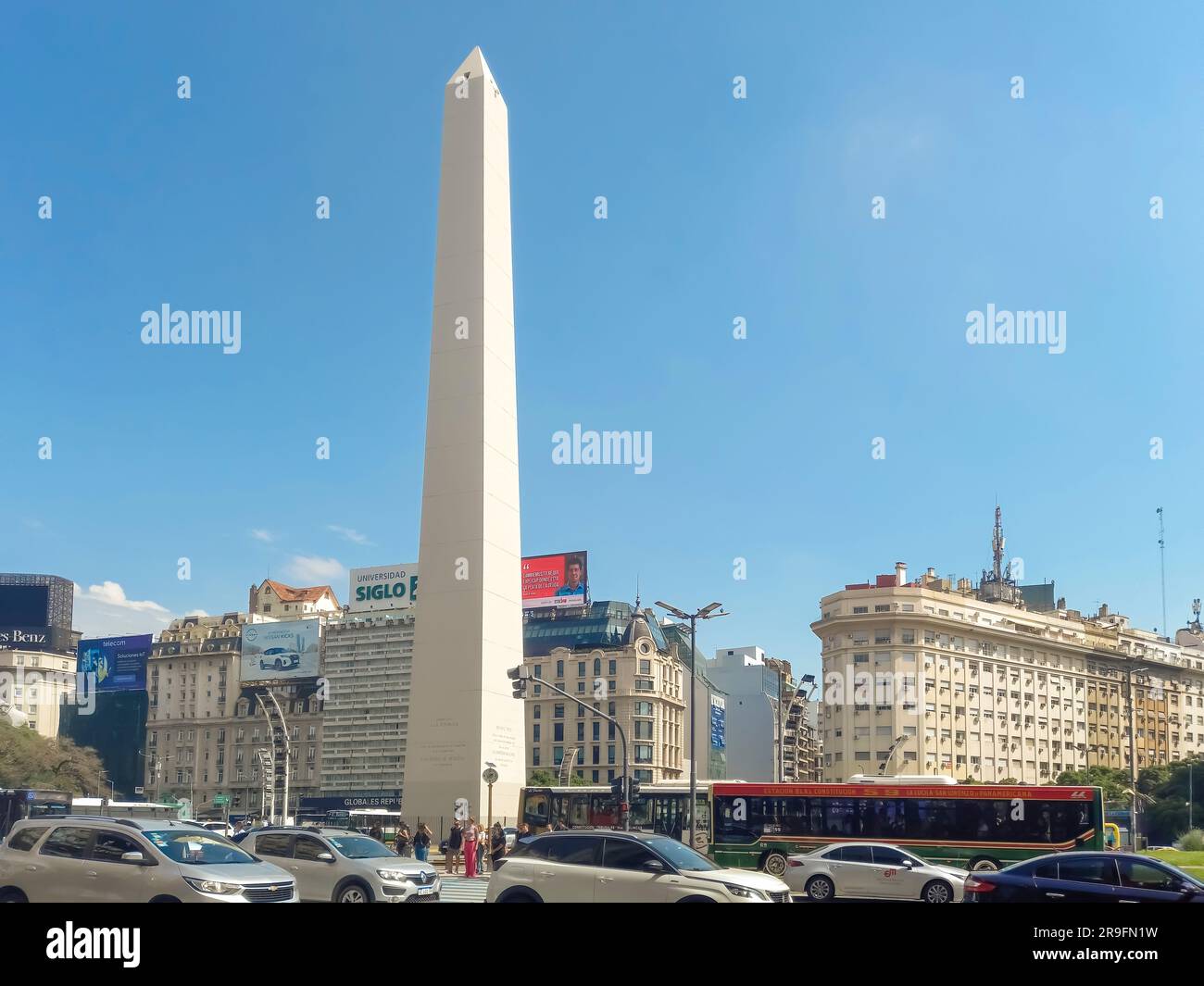 L'Obelisco, simbolo moderno della città di Buenos Aires, all'intersezione di 9th luglio Ave. E Corrientes Ave. Costruito nel 1936. CopySpace Foto Stock