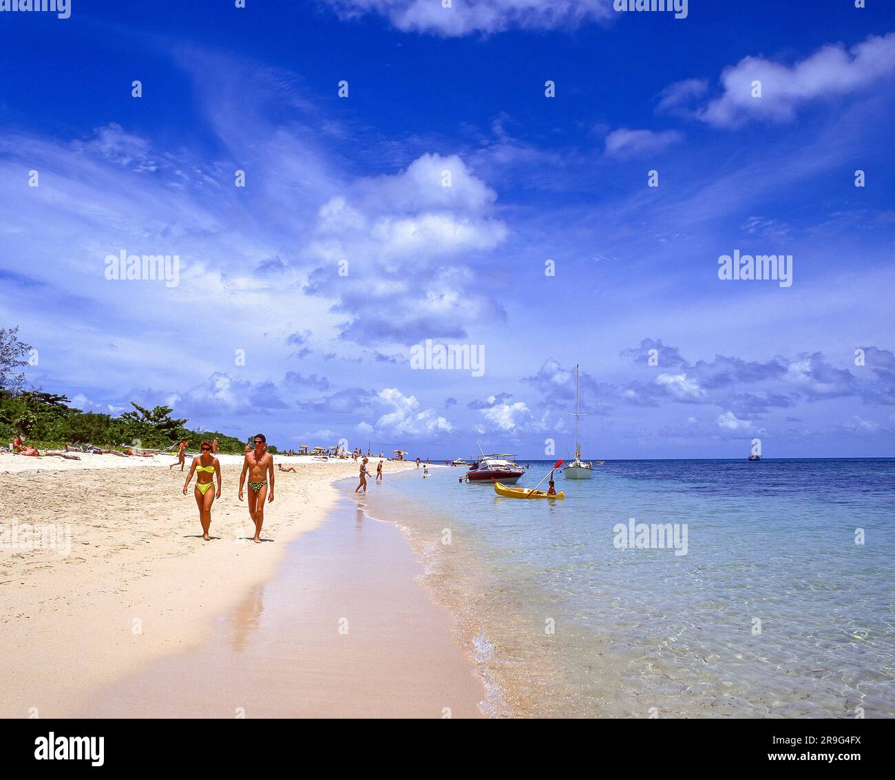 Coral cay Reinfern Beach, Green Island, Great Barrier Reef Marine Park, Queensland, Australia Foto Stock