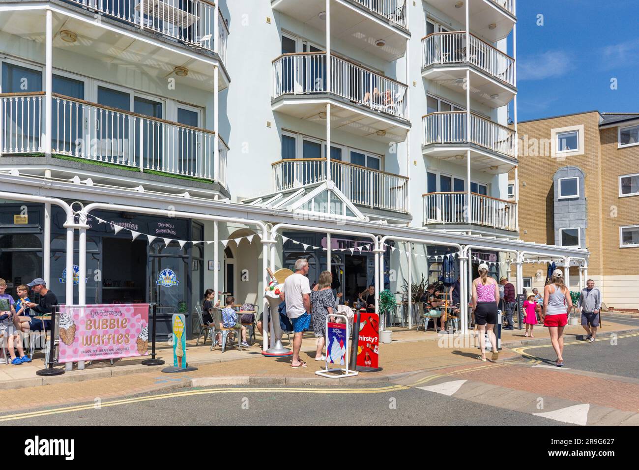 Gelateria e bar sulla Promenade, Vetnor, Isola di Wight, Inghilterra, Regno Unito Foto Stock