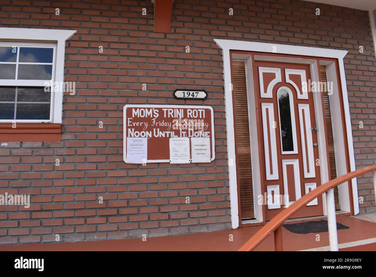 Trini Roti di mamma, Carriacou, Grenada Foto Stock