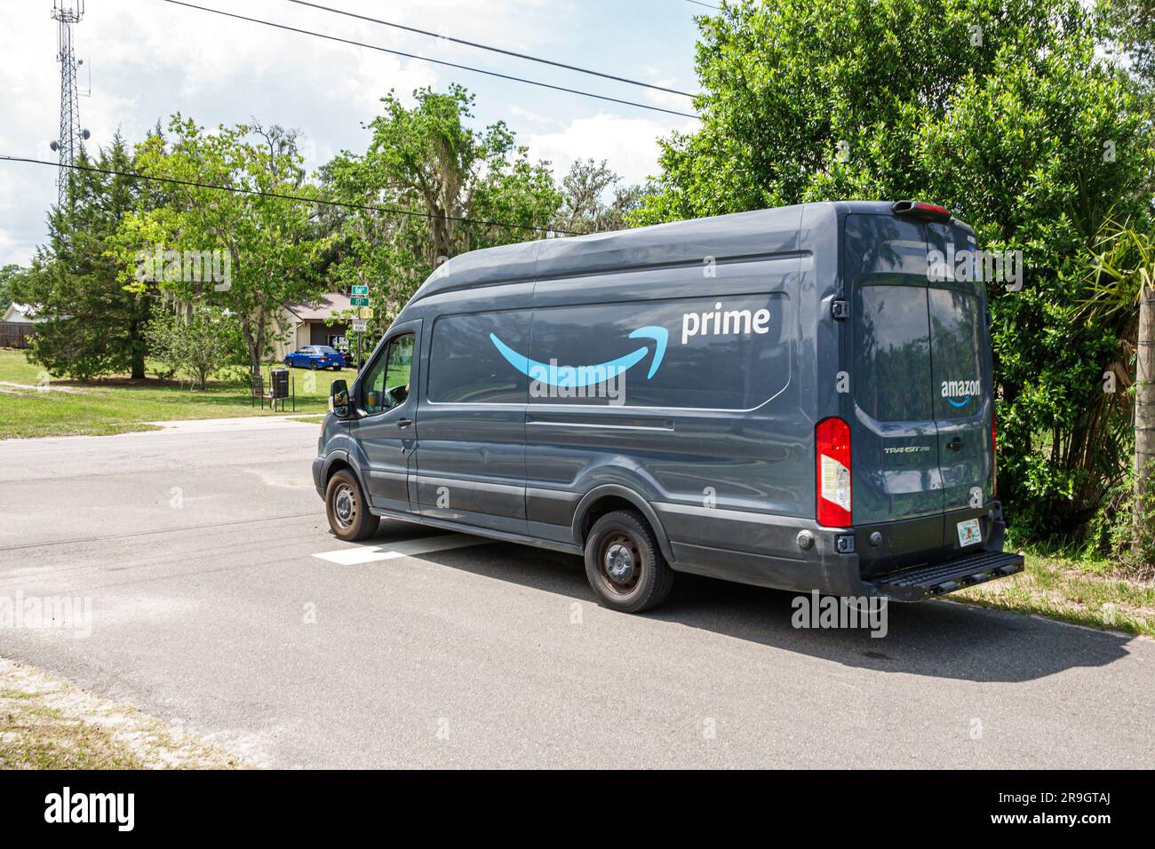 Geneva Florida, Amazon prime delivery van, Rural Foto Stock