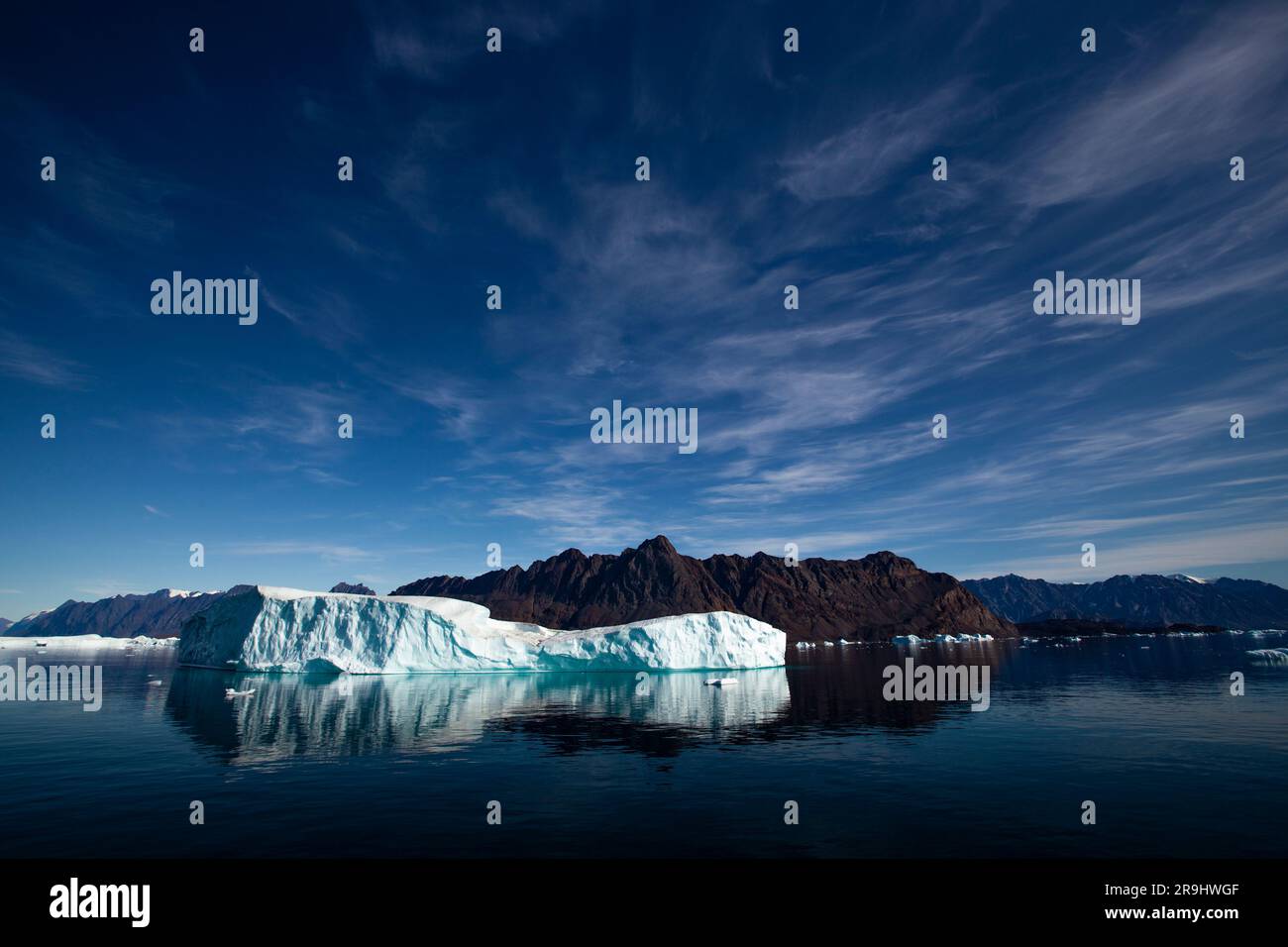 Iceberg vicino Nugatsiaq, Baffin Bay, Groenlandia, 2009. Secondo una ricerca pubblicata nel 2023, la fusione annuale verage della Groenlandia tra il 2017 e il 2020 è stata Foto Stock