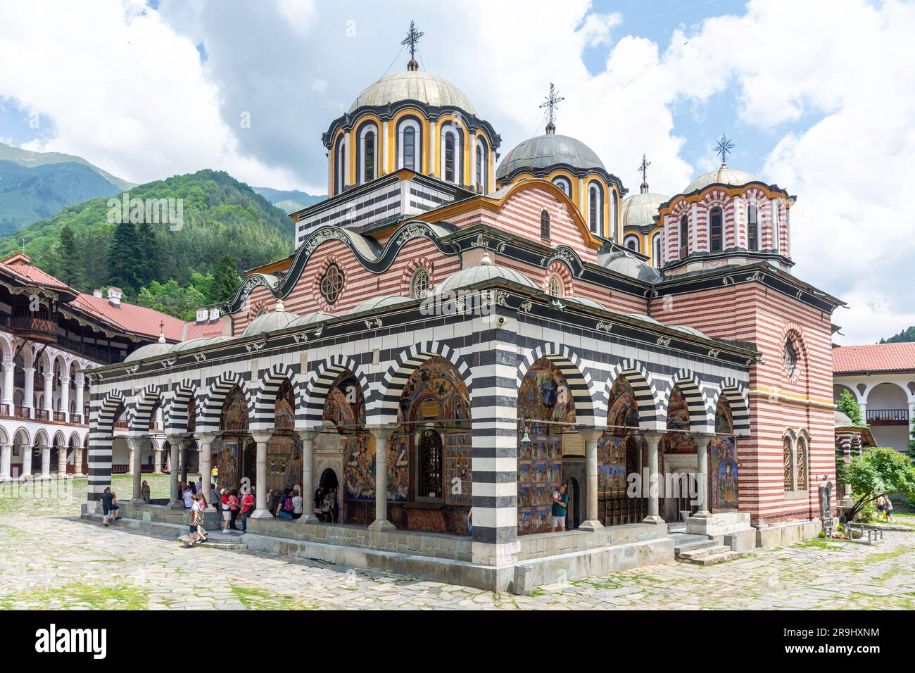 Monastero di Rila del X secolo (Sveti Ivan Rilski), Parco naturale del Monastero di Rila, provincia di Kyustendil, Repubblica di Bulgaria Foto Stock