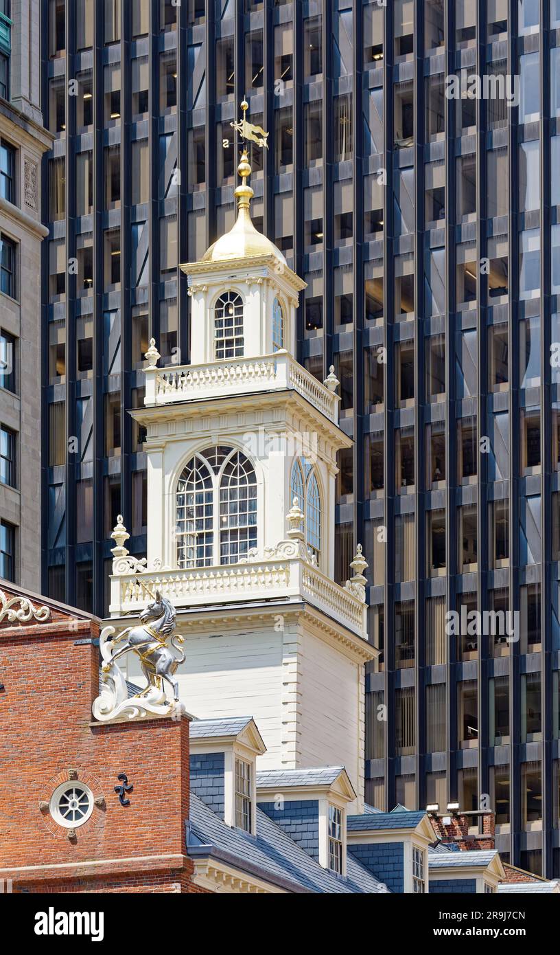 Old State House è l'ex sede del governo restaurata per la città di Boston, la contea di Suffolk e il Commonwealth del Massachusetts. Foto Stock