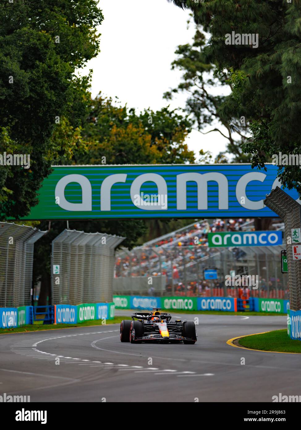 MELBOURNE, AUSTRALIA, Albert Park Street Circuit, 1 aprile: Max Verstappen (NED) del team Red Bull durante le FP3 Foto Stock