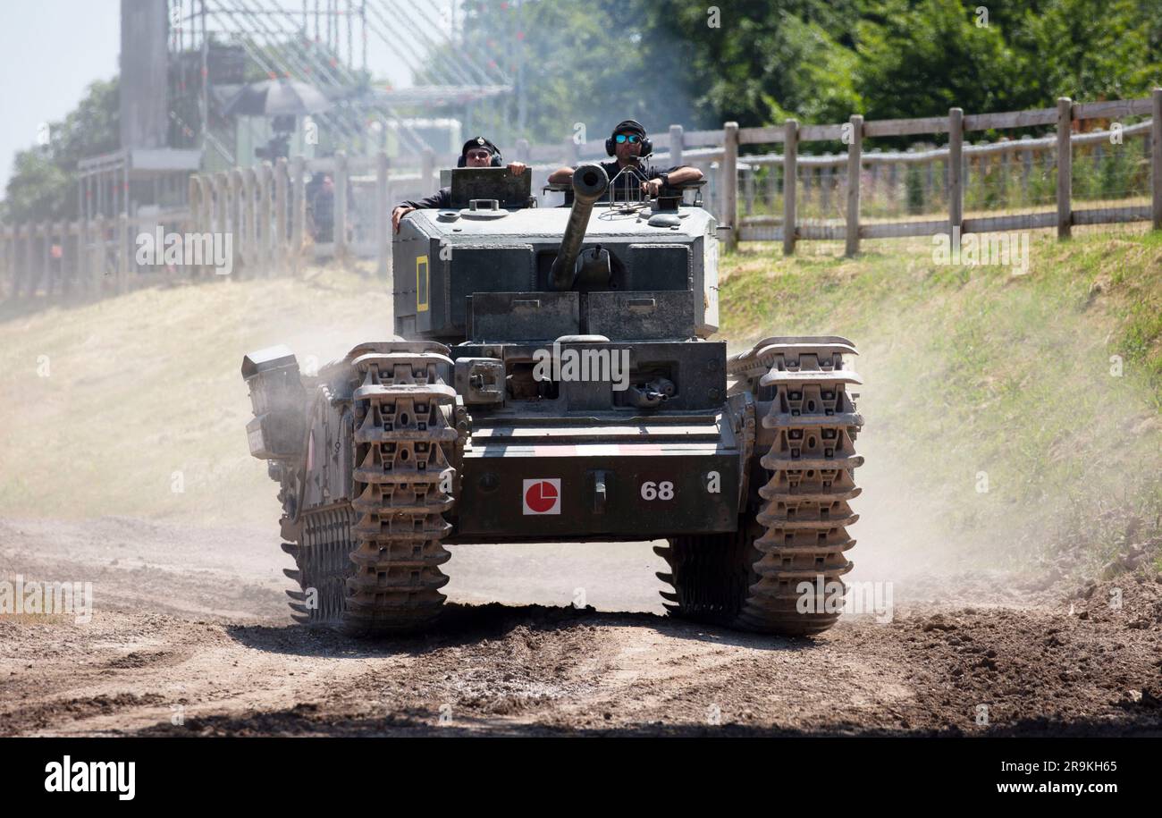 Il carro armato di fanteria Mk III (A22) Churchill era un carro armato di fanteria britannico utilizzato nella seconda guerra mondiale. Tankfest 23 Bovington Regno Unito Foto Stock