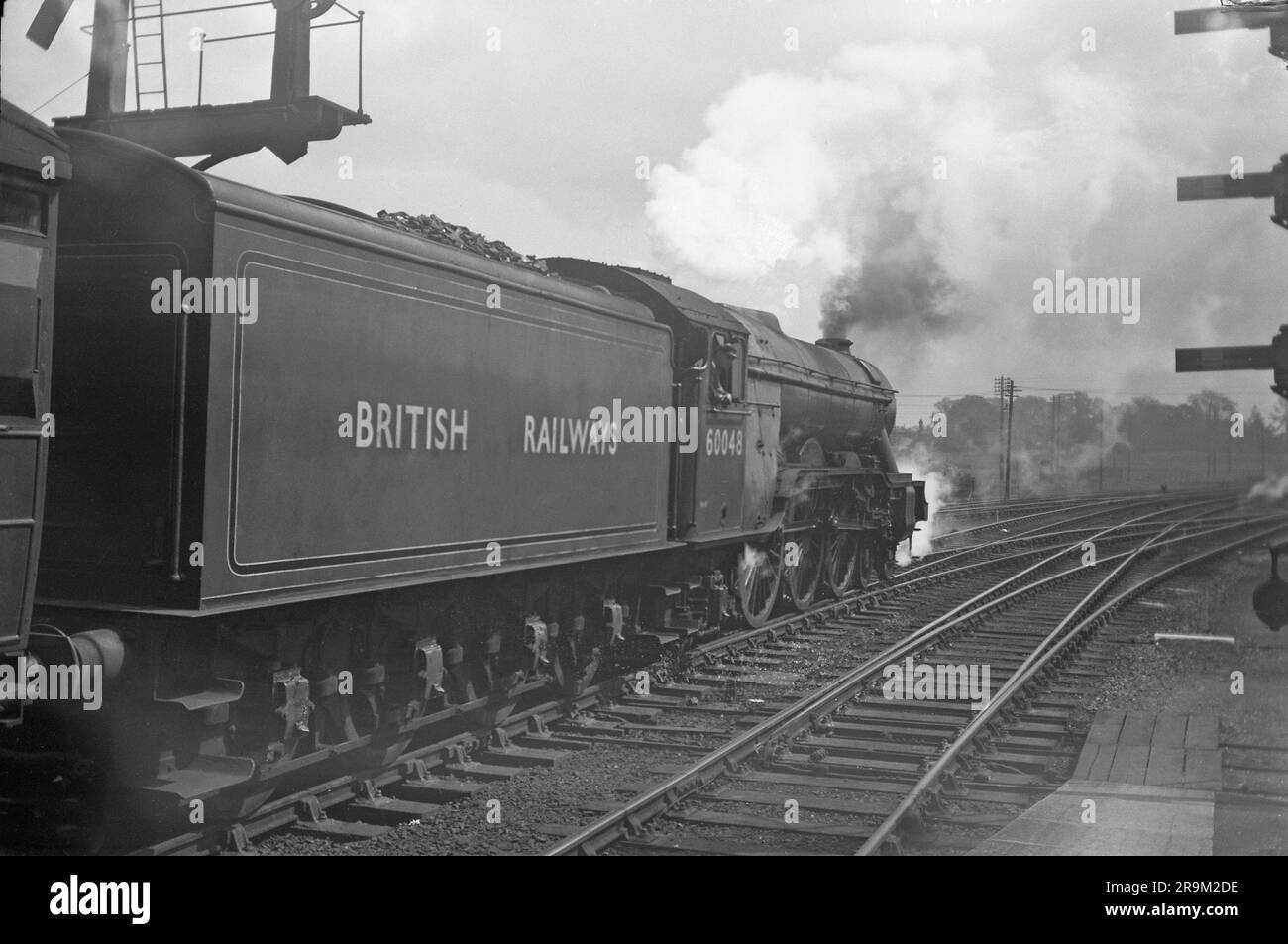 A3 Pacific No 60048 Doncaster, Aylesbury Town Buckinghamshire per una partenza per Londra Inghilterra nel 1948 Foto Stock