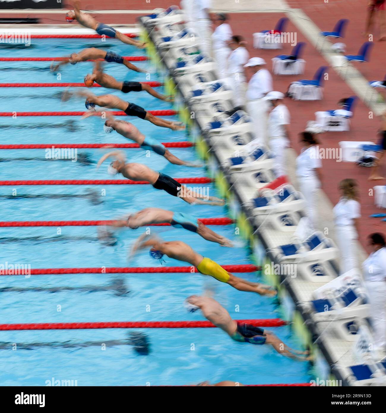 Partenza dei 50m Backstroke Men Heat durante il 59° Settecolli nuoto Meeting allo stadio del nuoto di Roma, 24 giugno 2023. Foto Stock