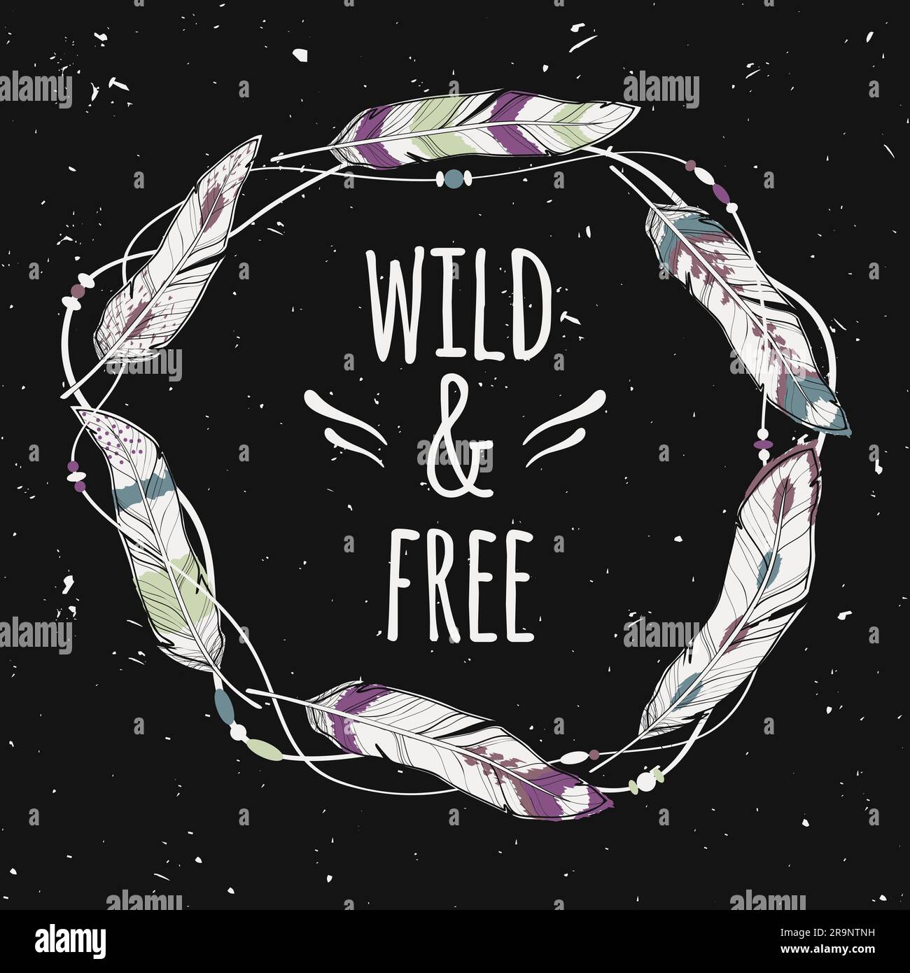 Poster grunge vettoriale con cornice etnica decorativa in piume, fili e perline con testo "Wild and Free". Concetto di libertà. Illustrazione Vettoriale