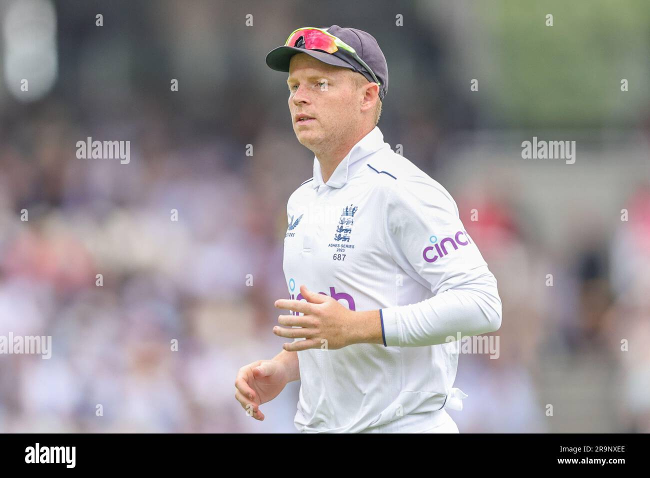 Ollie Pope of England during the LV= Insurance Ashes test Series Second test Day 1 England vs Australia at Lords, Londra, Regno Unito, 28 giugno 2023 (foto di Mark Cosgrove/News Images) Foto Stock