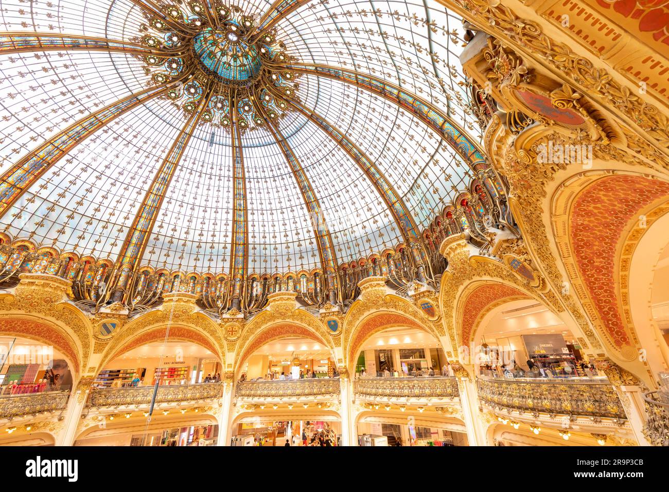 Interno delle Galeries Lafayette, Parigi, Francia, Europa occidentale Foto Stock