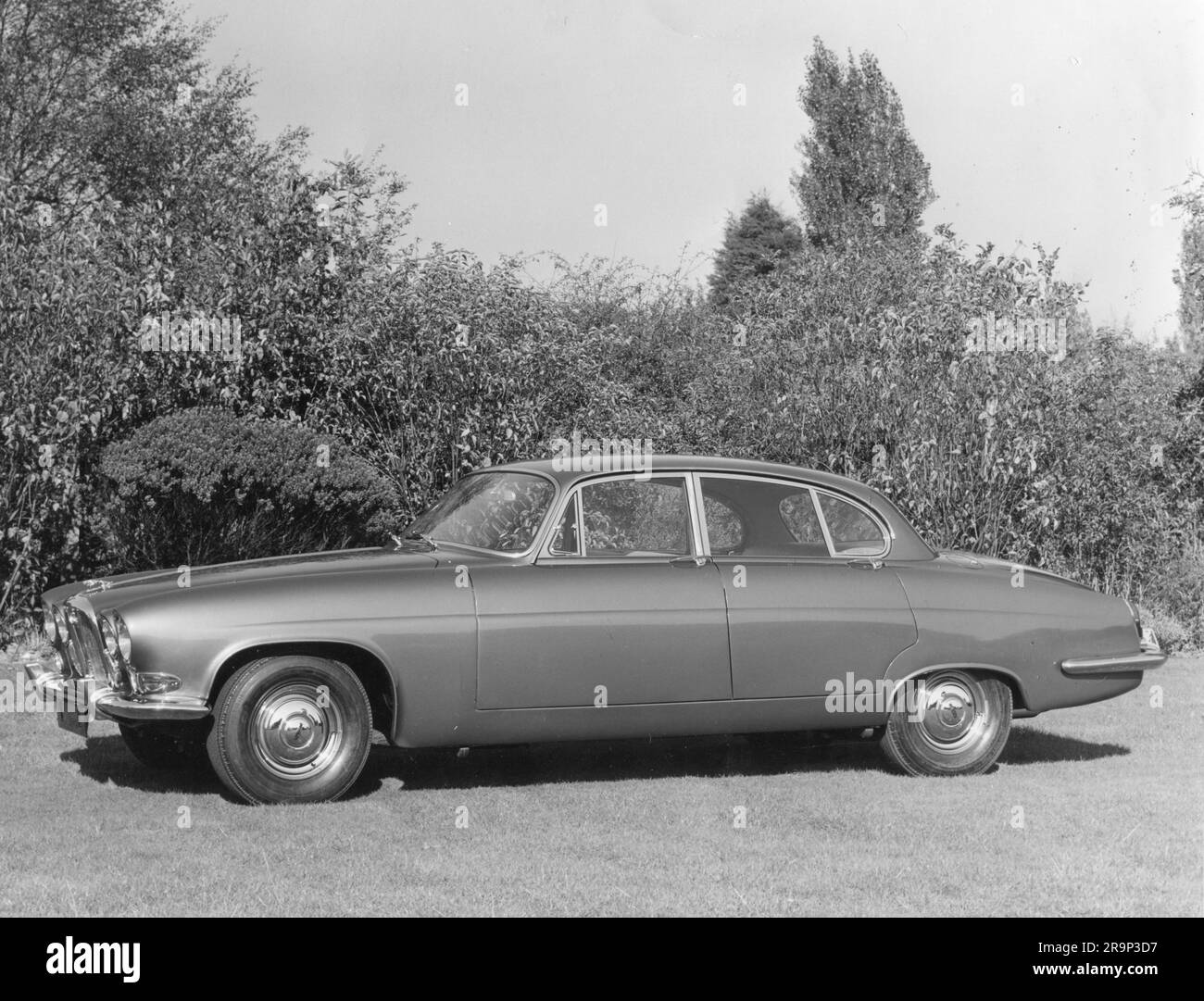 Trasporto/trasporto, auto, varianti di veicolo, Jaguar Mark X, vista da sinistra, INGHILTERRA, 1961, ULTERIORI-DIRITTI-CLEARANCE-INFO-NOT-AVAILABLE Foto Stock