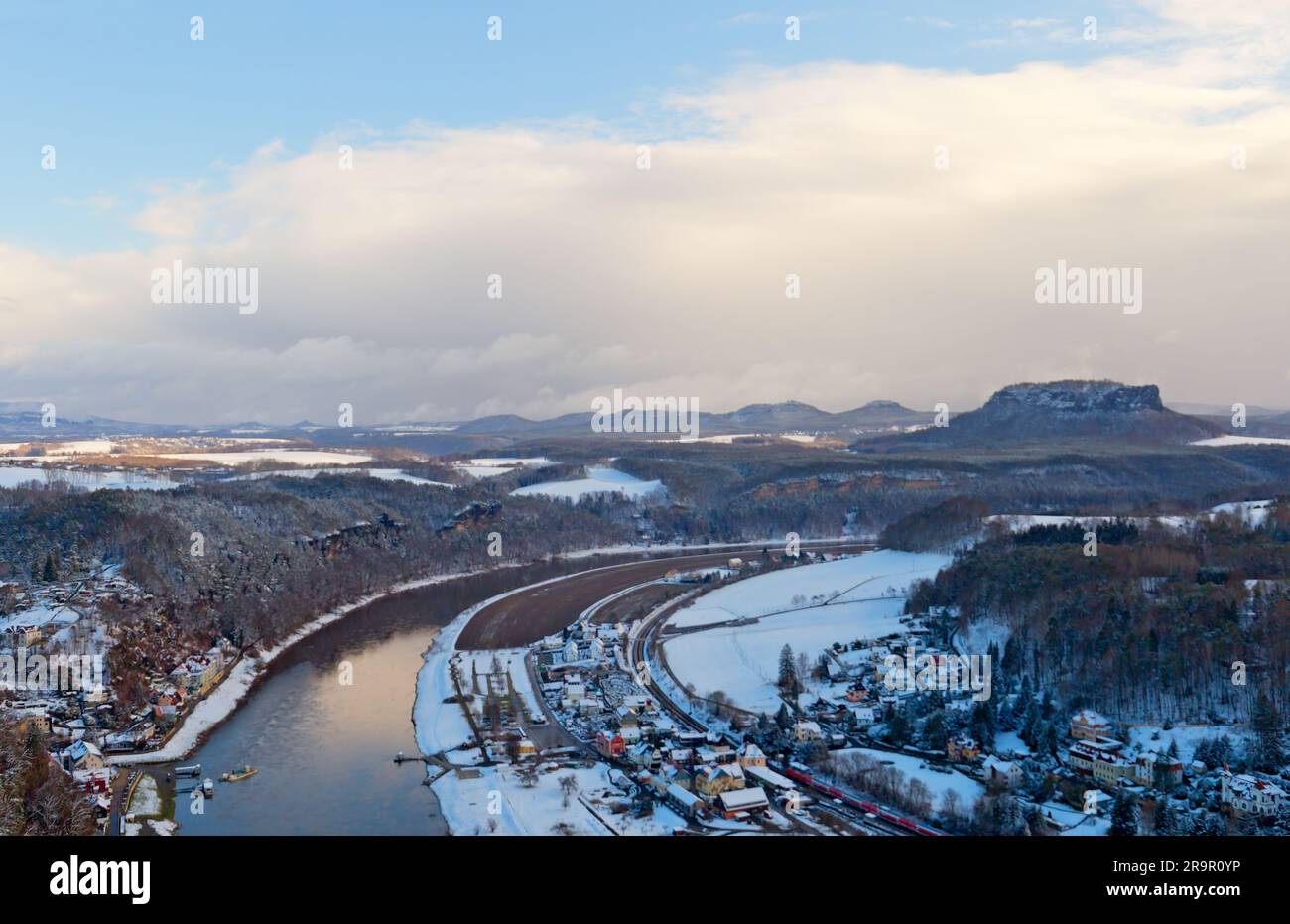 Parco nazionale della Svizzera sassone durante l'inverno, Germania Foto Stock