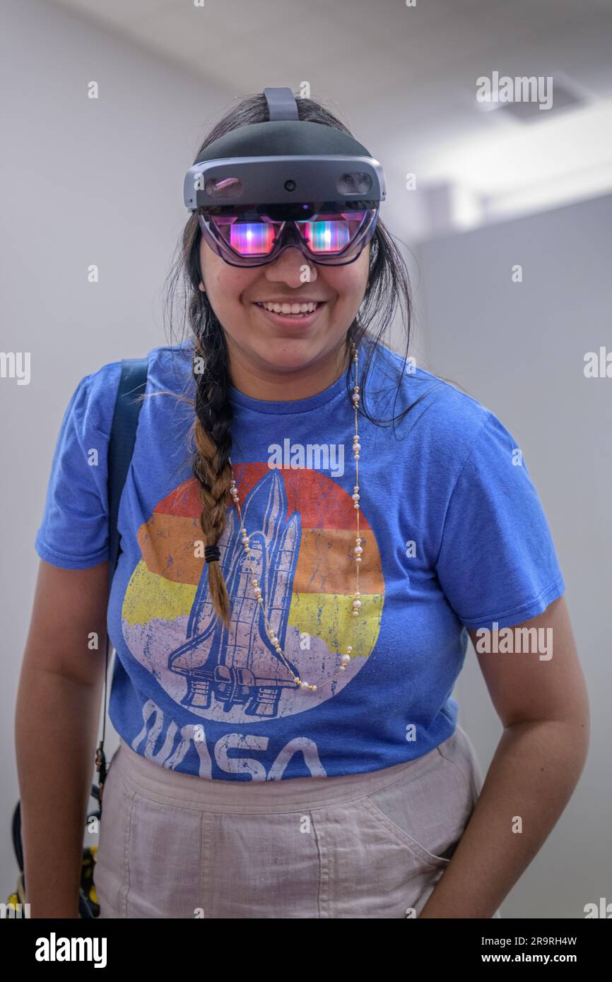 Case Western Reserve University ha dimostrato applicazioni di realtà virtuale presso l'auditorium CWRU Interactive Commons e GVIS Lab per scopi di ricerca e didattici. Foto Stock