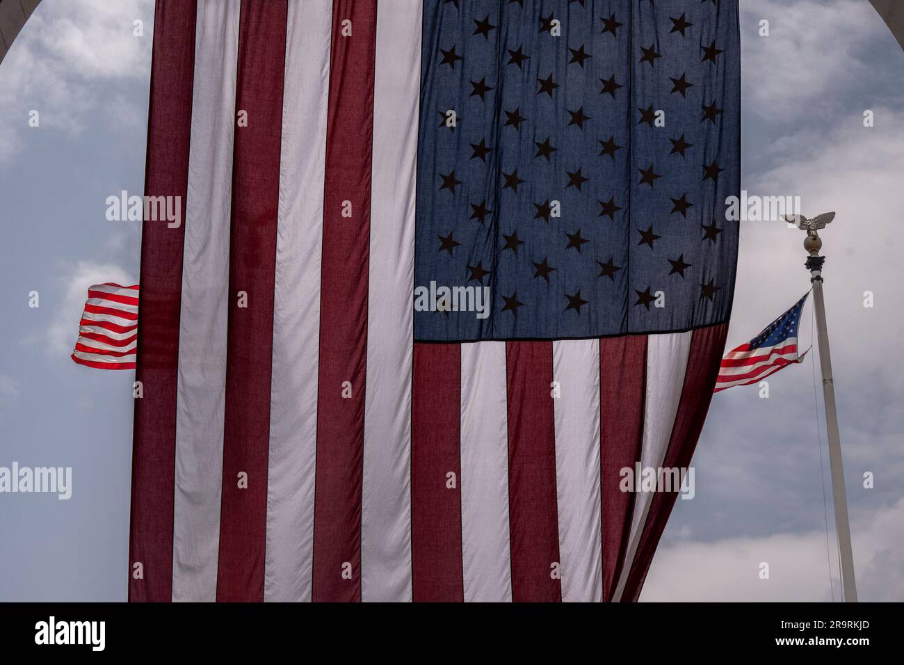 Bandiera Dello Stato Della California, Bandiera Italia - Foto 10