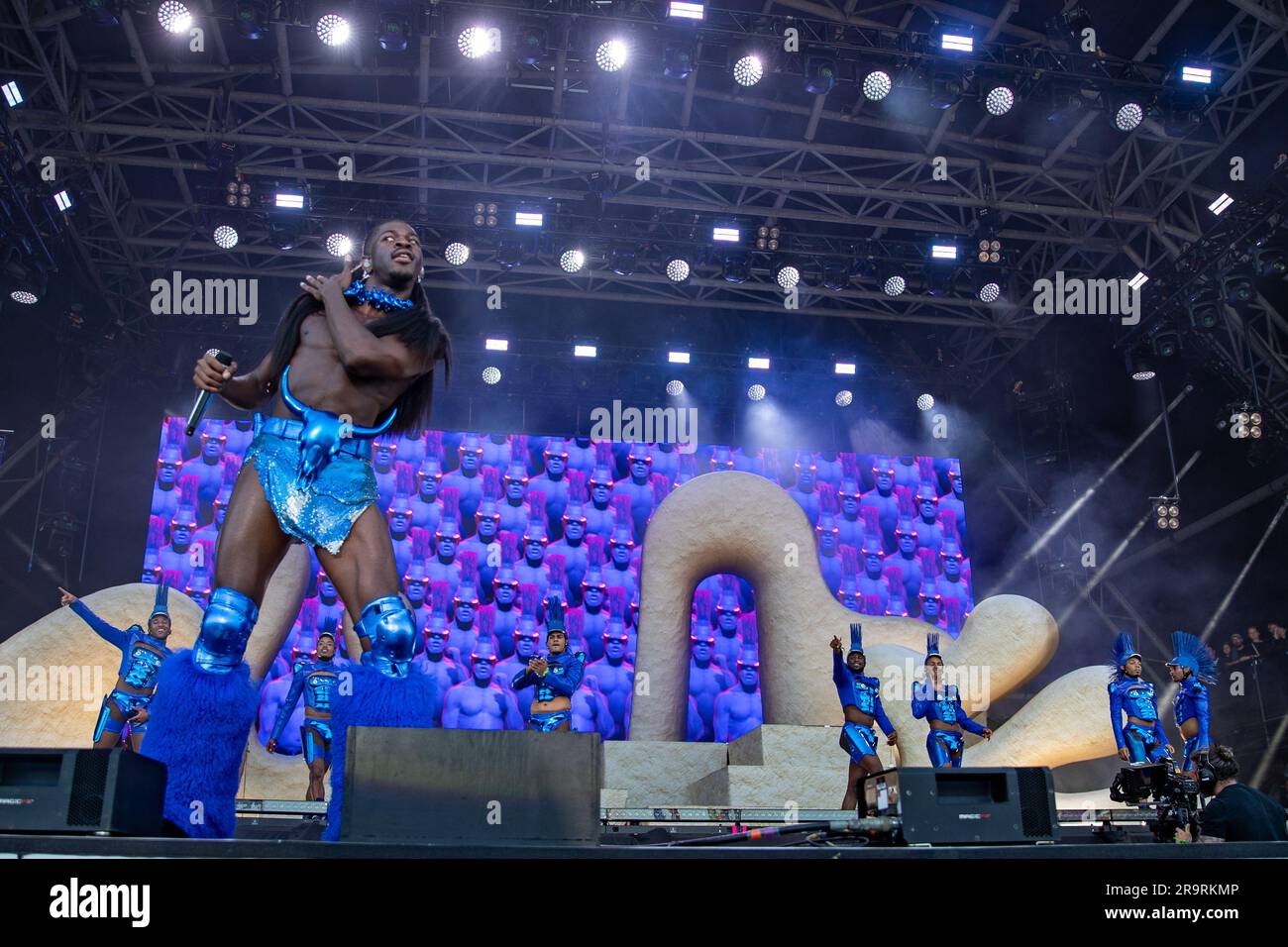 Pilton, Regno Unito. Domenica 25 giugno 2023. Glastonbury Festival Lil NAS X si esibisce sul palco della Piramide © Jason Richardson / Alamy Live News Foto Stock