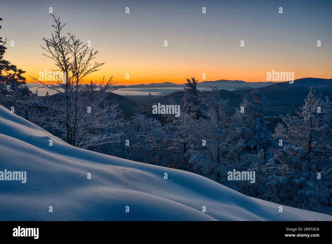Silver Lake Mountain la mattina d'inverno, Adirondack Mountains, New York, USA Foto Stock