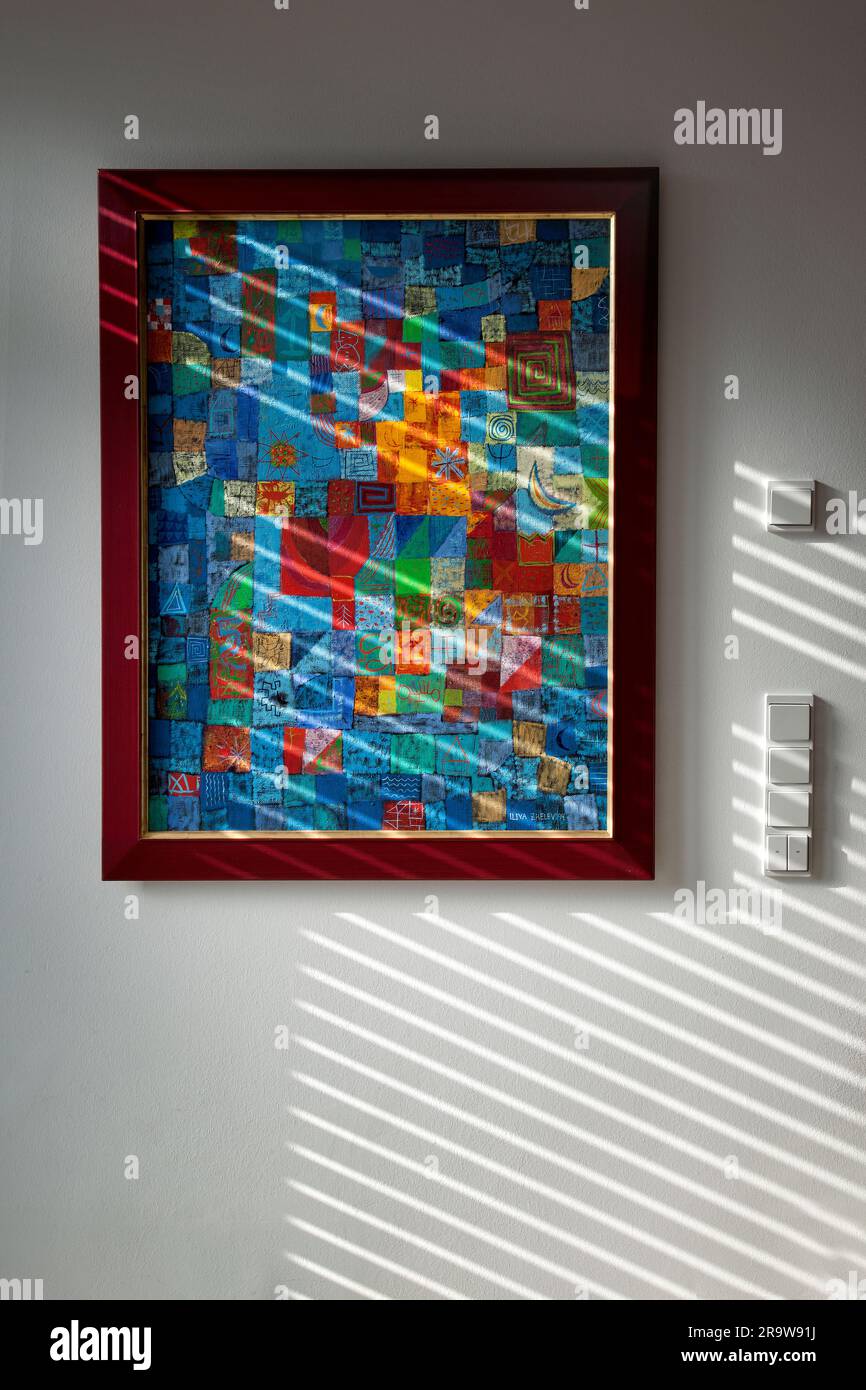 INTERIOR DESIGN: Shadow Play (dipinto originale di Liiya Zhelev) Foto Stock