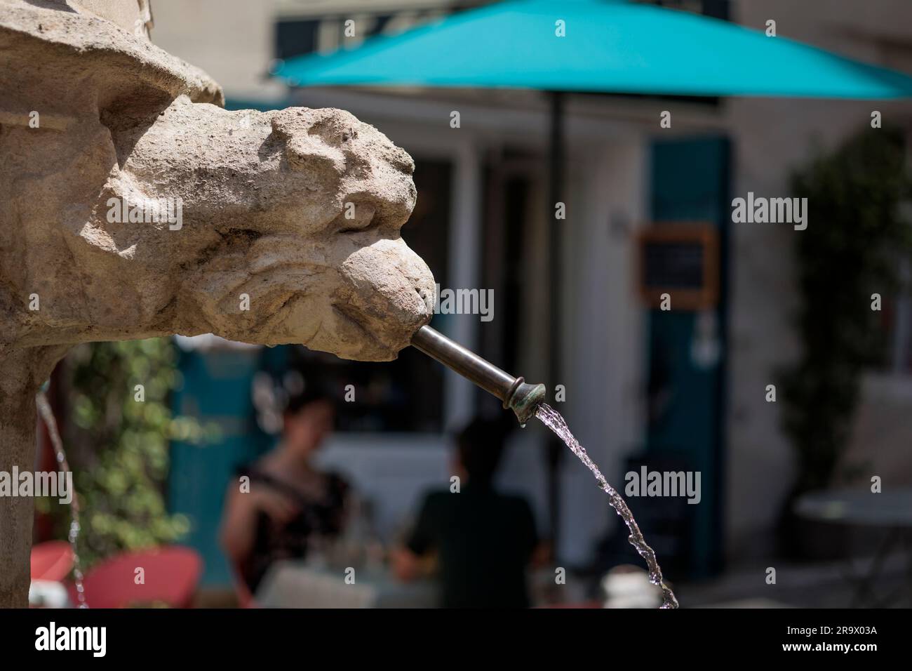 Place Saint-Michel con la sua fontana rinascimentale Forcalquier Provence-Alpes-Cotes d'Azur Francia Foto Stock