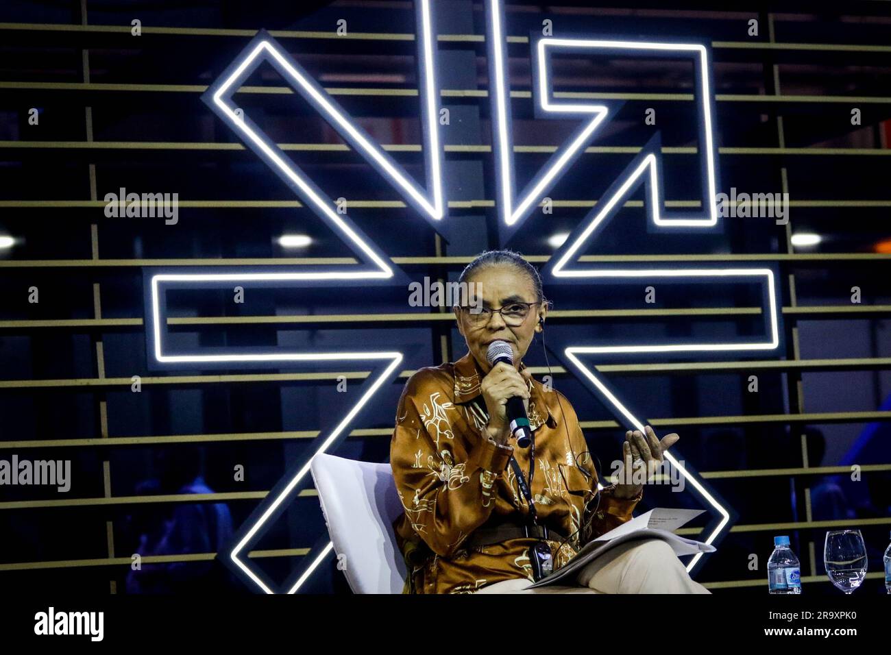 São PAULO, SP - 29.06.2023: MARINA SILVA PARTICIPA DE EVENTO EM SP - il ministro dell'ambiente Marina Silva parteciperà a un evento questo giovedì mattina (29) nella zona sud di São Paolo, dove discuterà la sostenibilità, l'ambiente, il clima e la bioeconomia come politiche statali. (Foto: Aloisio Mauricio/Fotoarena) Foto Stock