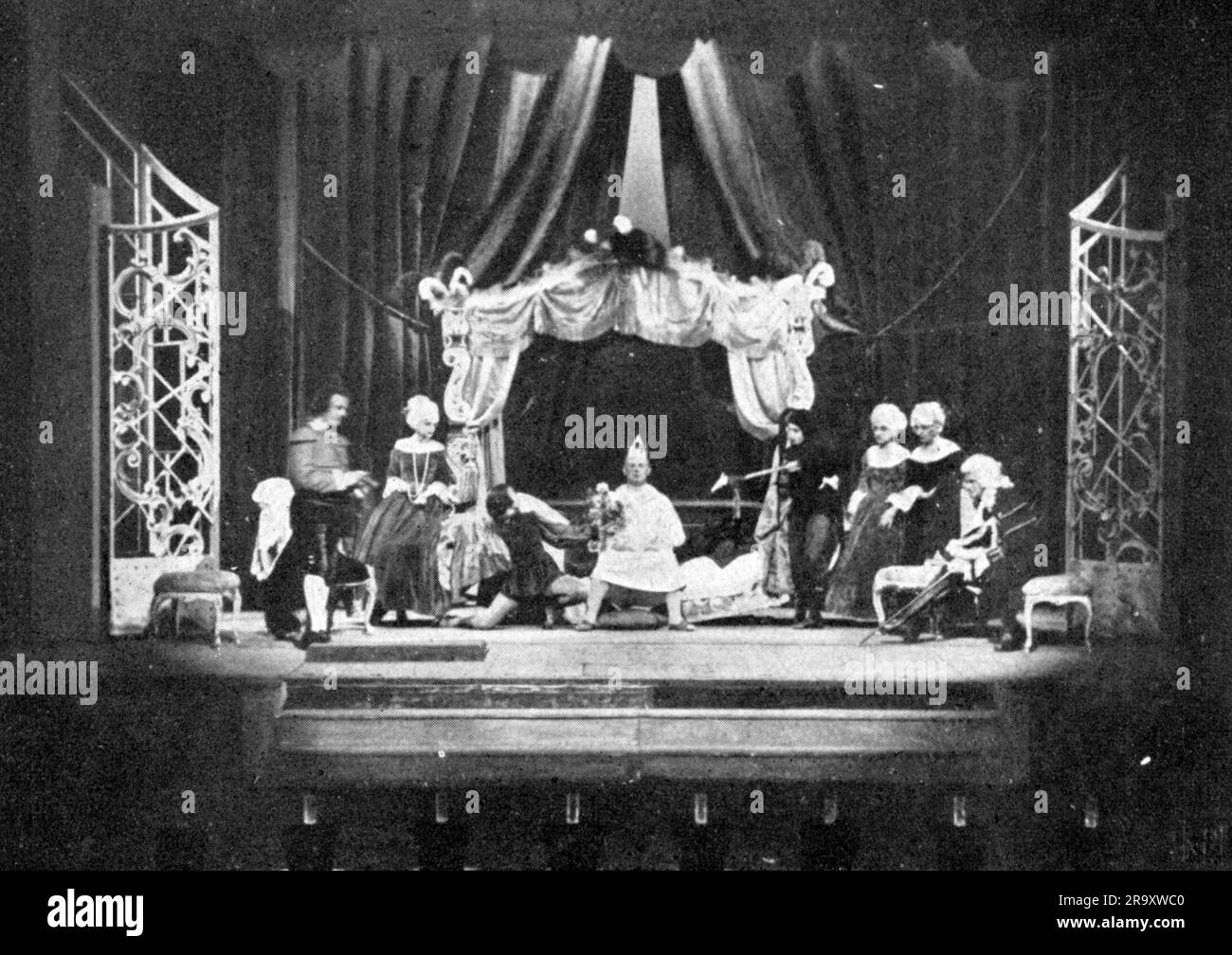 Teatro/teatro, spettacolo, 'Schluck und Jau', di Gerhart Hauptmann (1862 - 1946), design di produzione, COPYRIGHT DELL'ARTISTA NON DEVE ESSERE CANCELLATO Foto Stock Teatro/teatro, spettacolo, 'Schluck und Jau', di Gerhart Hauptmann (1862 - 1946), design di produzione, COPYRIGHT DELL'ARTISTA NON DEVE ESSERE CANCELLATO Foto Stock