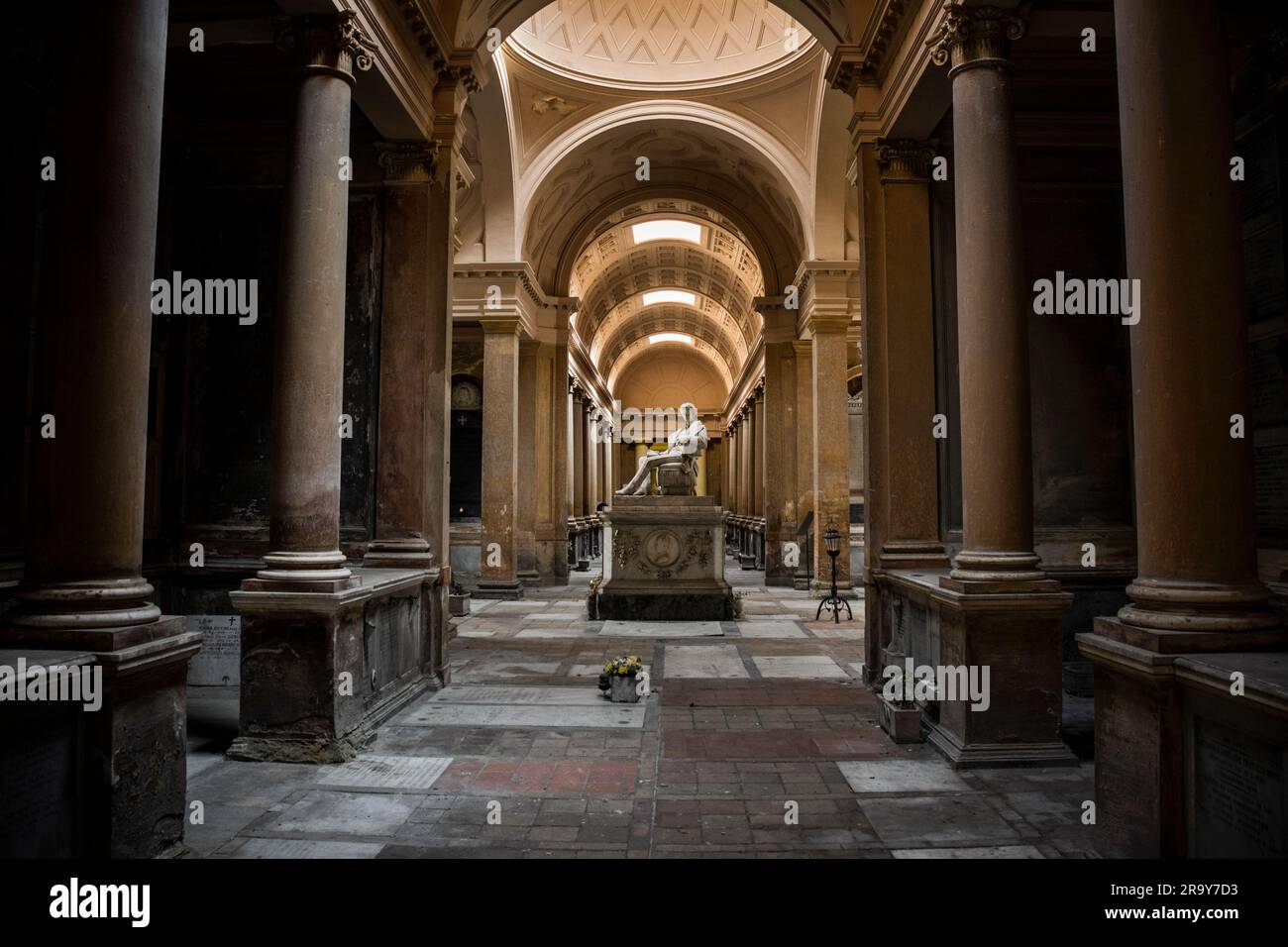 Un memoriale nel Cimitero Monumentale di Bologna, Italia Foto Stock