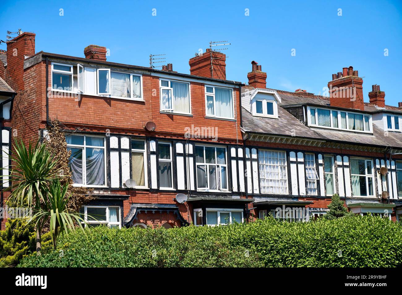 Tipica fila di case con terrazza a St Annes, Lancashire, Regno Unito Foto Stock