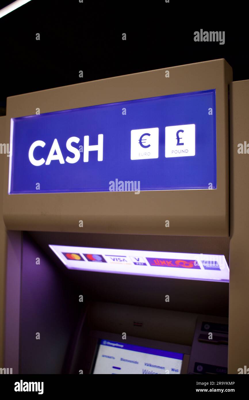 Bancomat GBP ed Euro Foto Stock