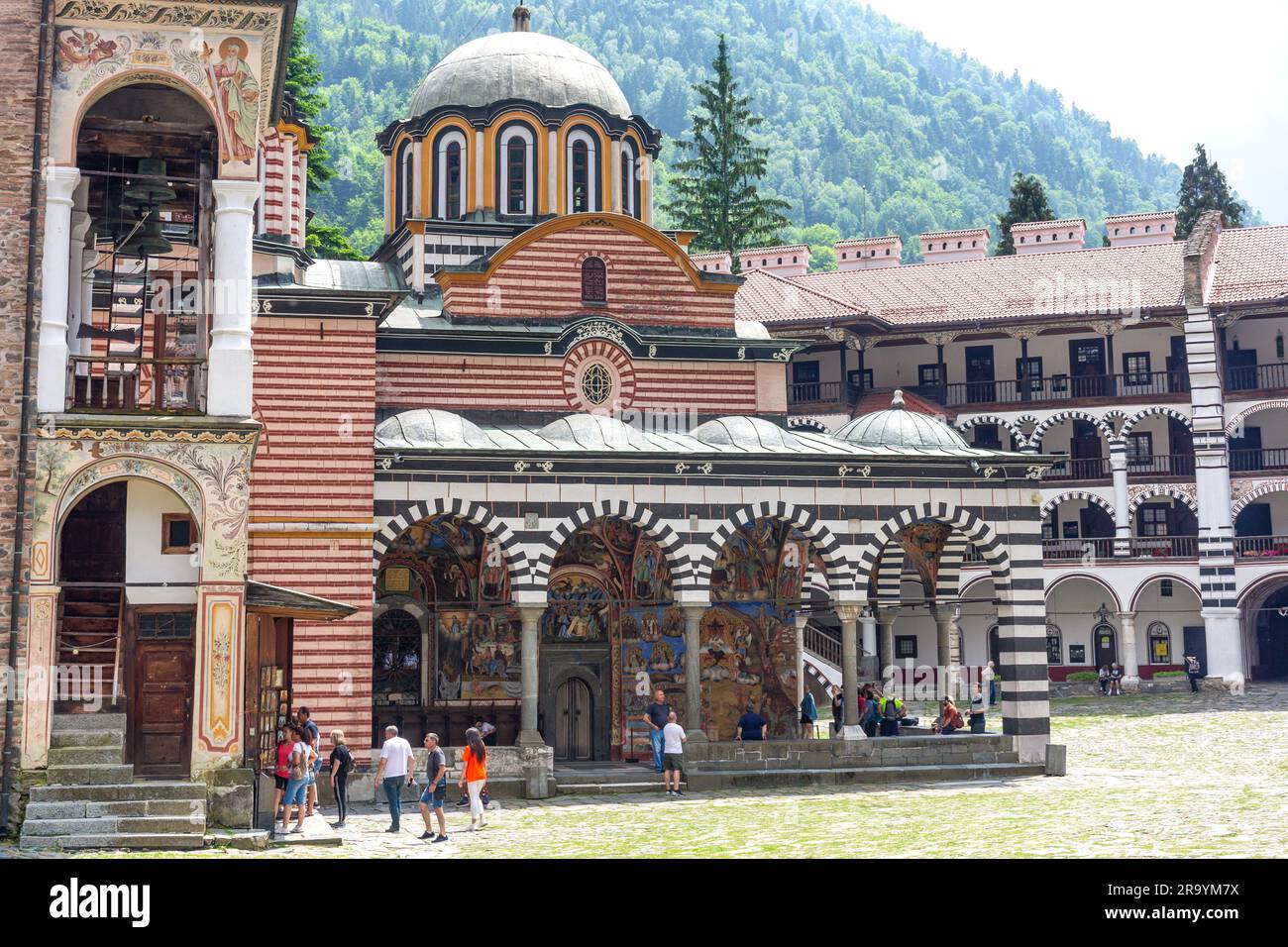 Monastero di Rila del X secolo (Sveti Ivan Rilski), Parco naturale del Monastero di Rila, provincia di Kyustendil, Repubblica di Bulgaria Foto Stock