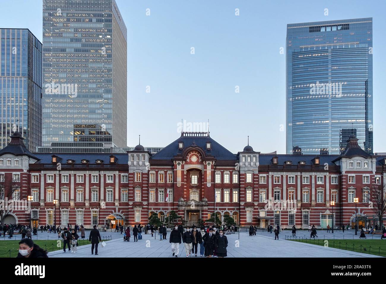 Vecchio edificio della stazione ferroviaria principale di Tokyo, Tokyo, Giappone Foto Stock