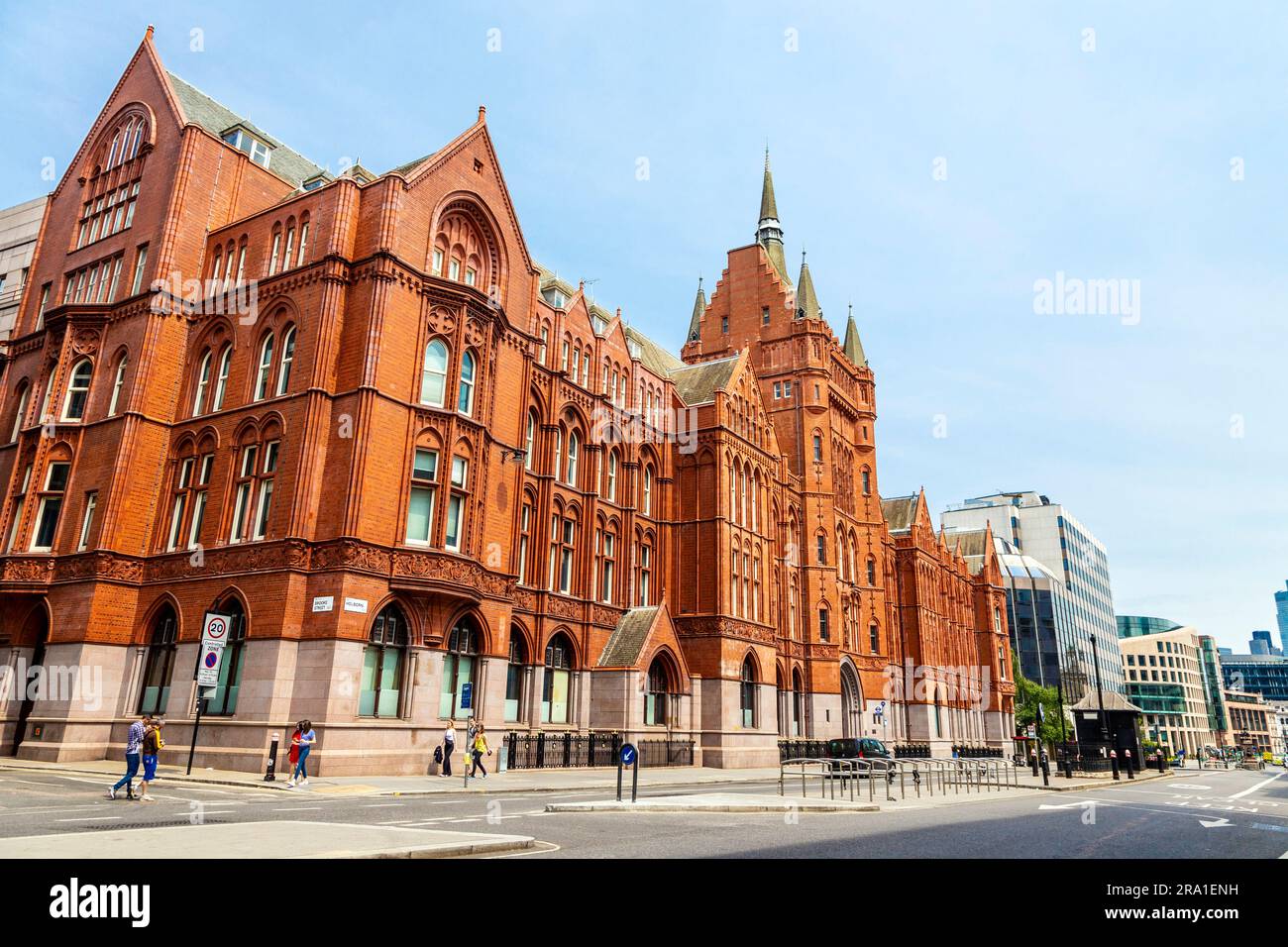 Victorian, Red Terracotta Holborn Bar (Prudential Assurance Building), Holborn, Londra, Inghilterra, Regno Unito Foto Stock