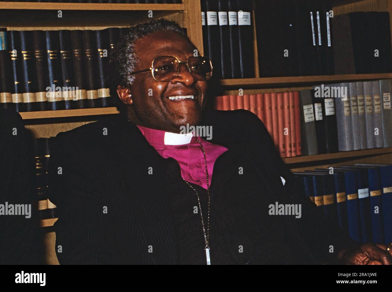 Desmond Tuto, auch Bischof Desmond Tutu, südafrikanischer anglikanischer Geistlicher und Menschenrechtsaktivist, Friedensnobelpreisträger nel 1984, Ritratto, circa 1986. Foto Stock