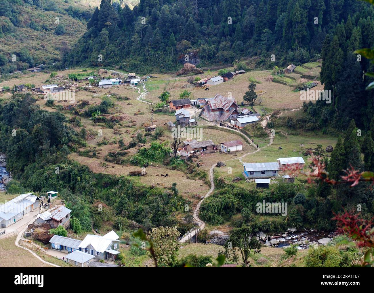 Villaggio di Gorkhay all'interno del Parco Nazionale di Singalila Foto Stock