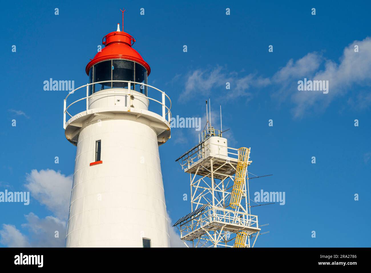 Faro di Lady Elliot Island, patrimonio dell'umanità, con nuova torre faro senza equipaggio alimentata a energia solare, Lady Elliot Island, Queensland, Australia Foto Stock