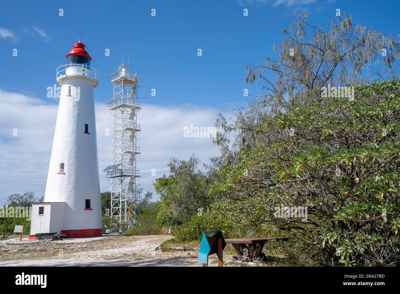 Faro di Lady Elliot Island, patrimonio dell'umanità, con nuova torre faro senza equipaggio alimentata a energia solare, Lady Elliot Island, Queensland, Australia Foto Stock