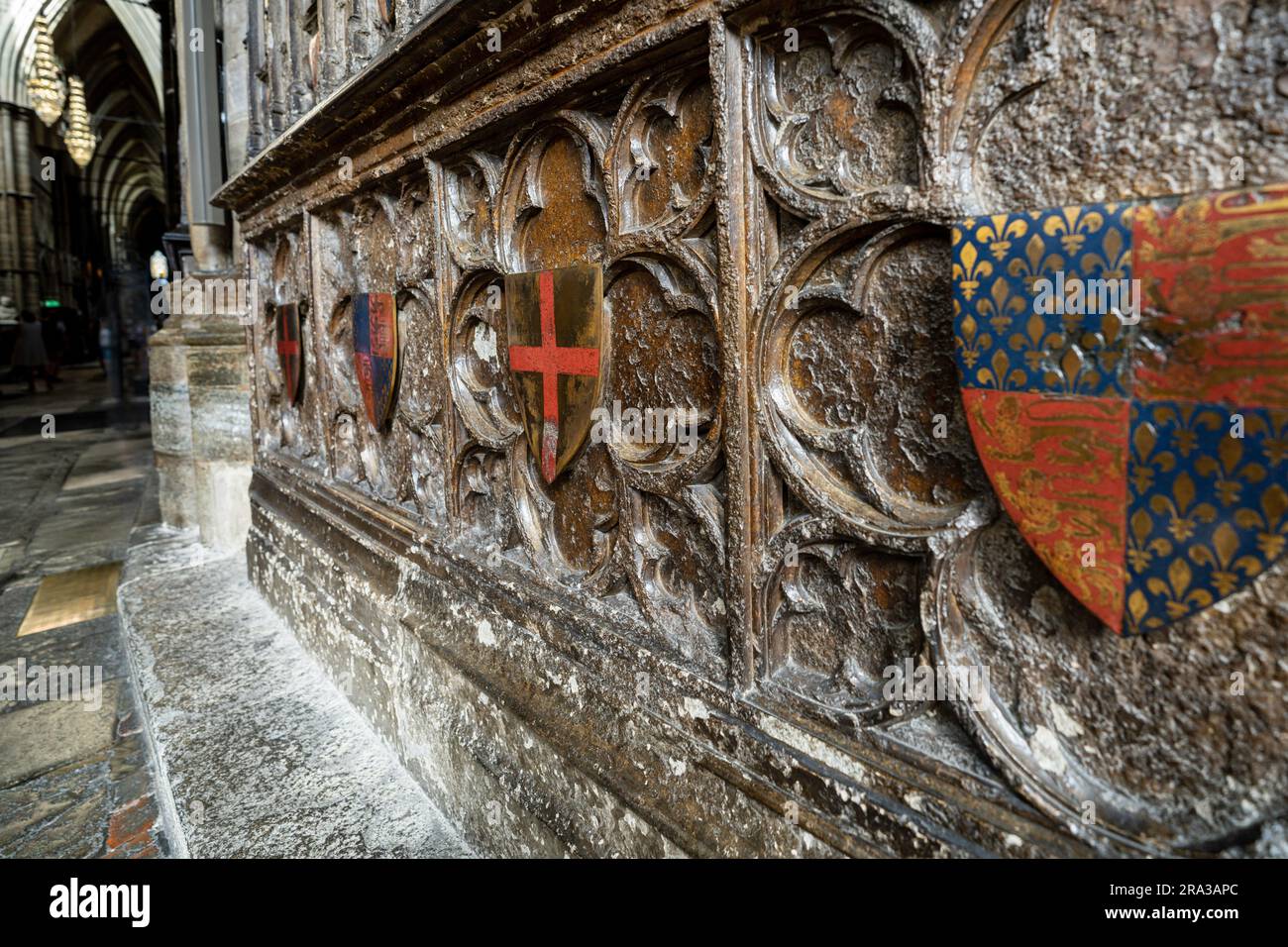 Interno dell'Abbazia di Westminster, una chiesa storica e una delle principali attrazioni di Londra. Visita i chiostri, la cappella della Madonna di Enrico VII e le tombe o i monarchi. Foto Stock