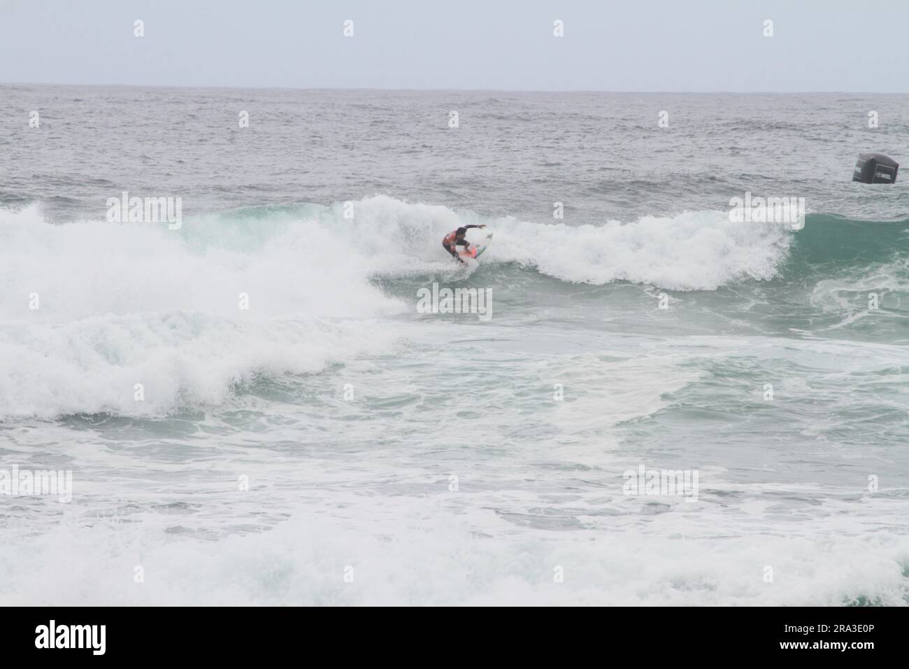 Saquarema, Brasile. 30 giugno 2023. Filipe Toledo (BRA), questo venerdì (30) durante il vivo Rio Pro Saquarema 2023 tappa brasiliana del World Surf League (WSL) World Surf Championship, tenutosi a Itaúna Beach a Saquarema, RJ. Crediti: Luiz Gomes/FotoArena/Alamy Live News Foto Stock