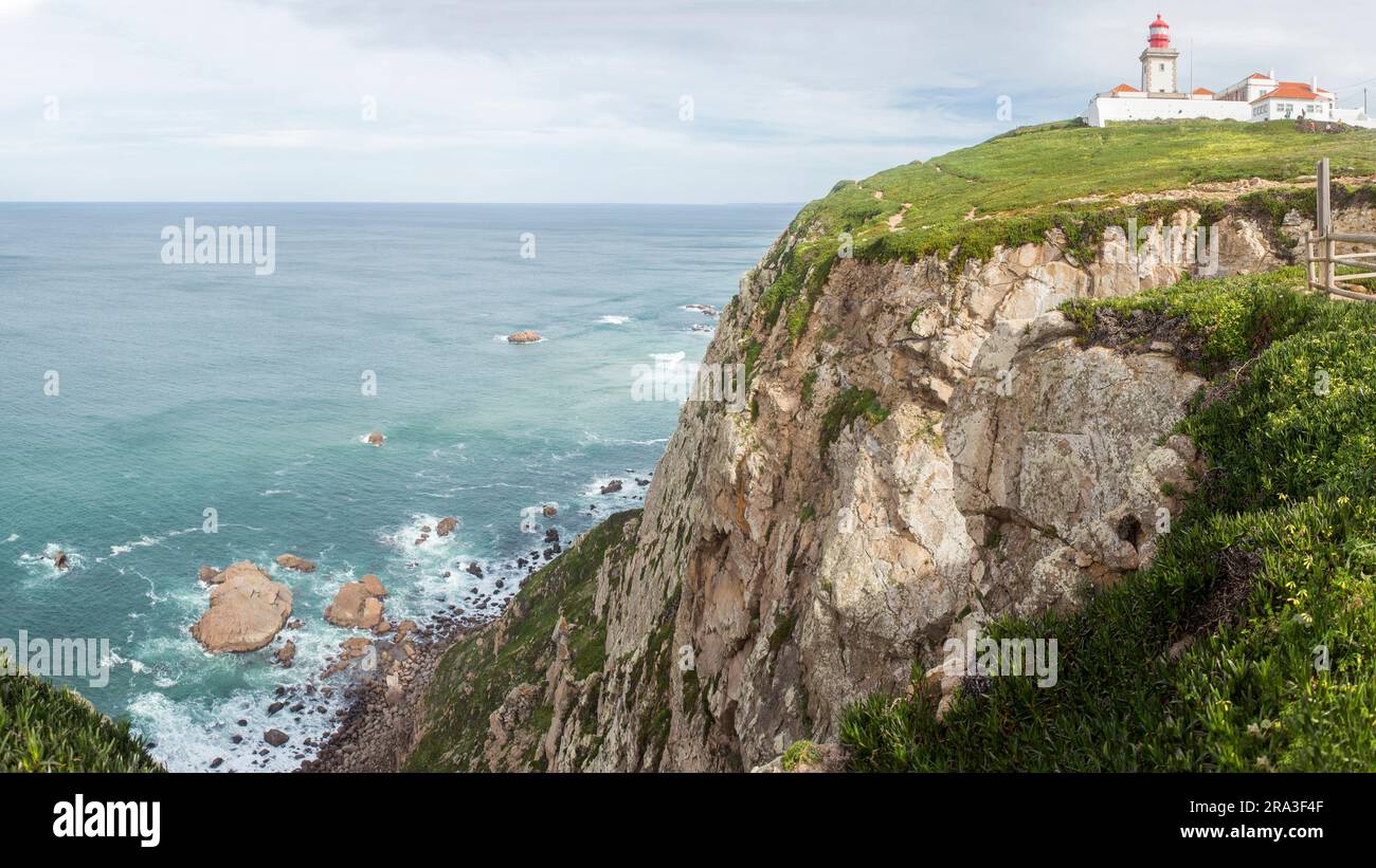 Faro a Capo [cabo] Roca il punto più occidentale dell'Europa continentale Sintra Portogallo Foto Stock