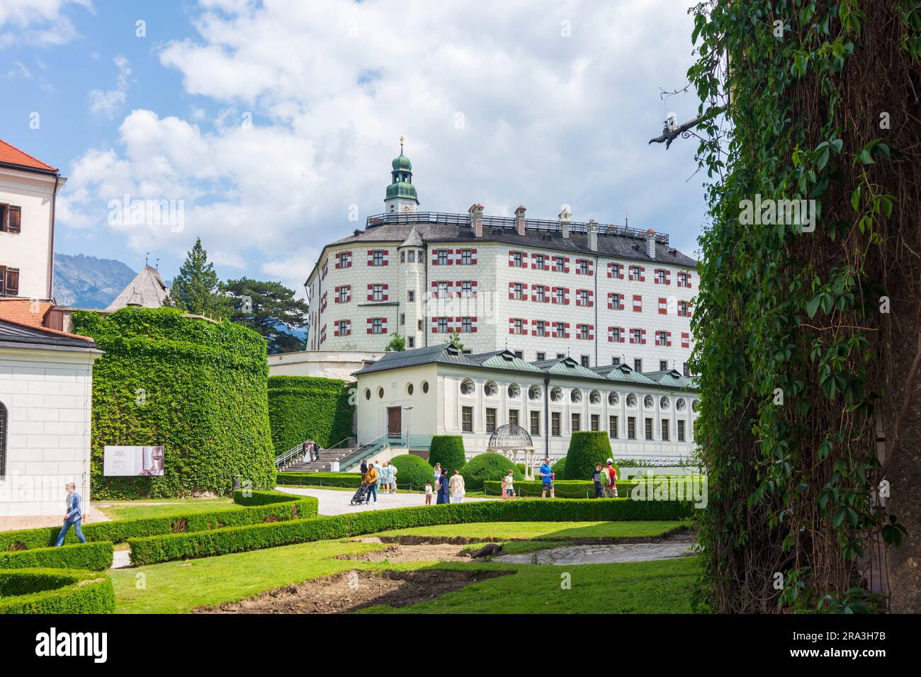 Innsbruck: Castello di Ambras nella regione di Innsbruck, Tirolo, Tirolo, Austria Foto Stock