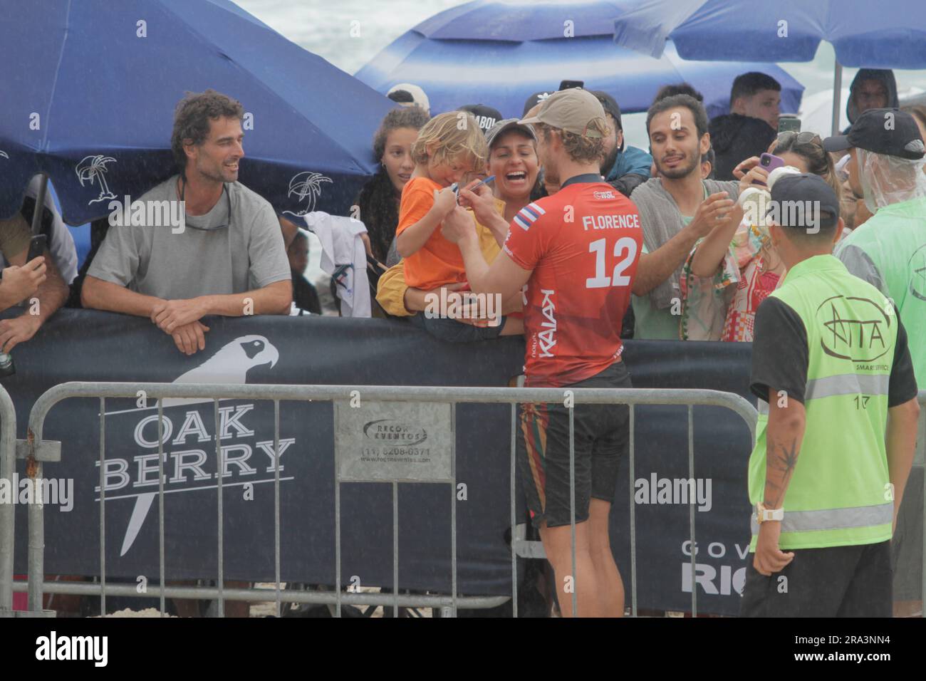 Saquarema, Brasile. 30 giugno 2023. John John Florence (HAW), questo venerdì (30) durante il vivo Rio Pro Saquarema 2023 tappa brasiliana del World Surf League (WSL) World Surf Championship, tenutosi a Itaúna Beach a Saquarema, RJ. Crediti: Luiz Gomes/FotoArena/Alamy Live News Foto Stock