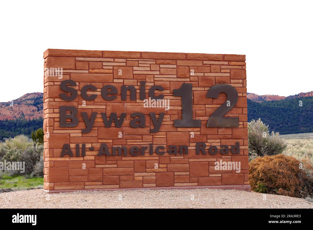 Red Canyon, Utah, Stati Uniti d'America - 7 maggio 2023: Segui le indicazioni per Scenic Byway 12 Foto Stock